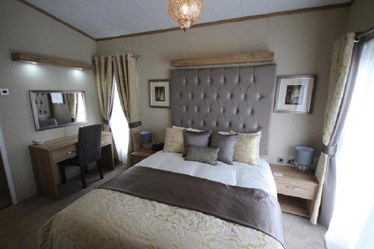 Tweed Lodge Perth Extérieur photo